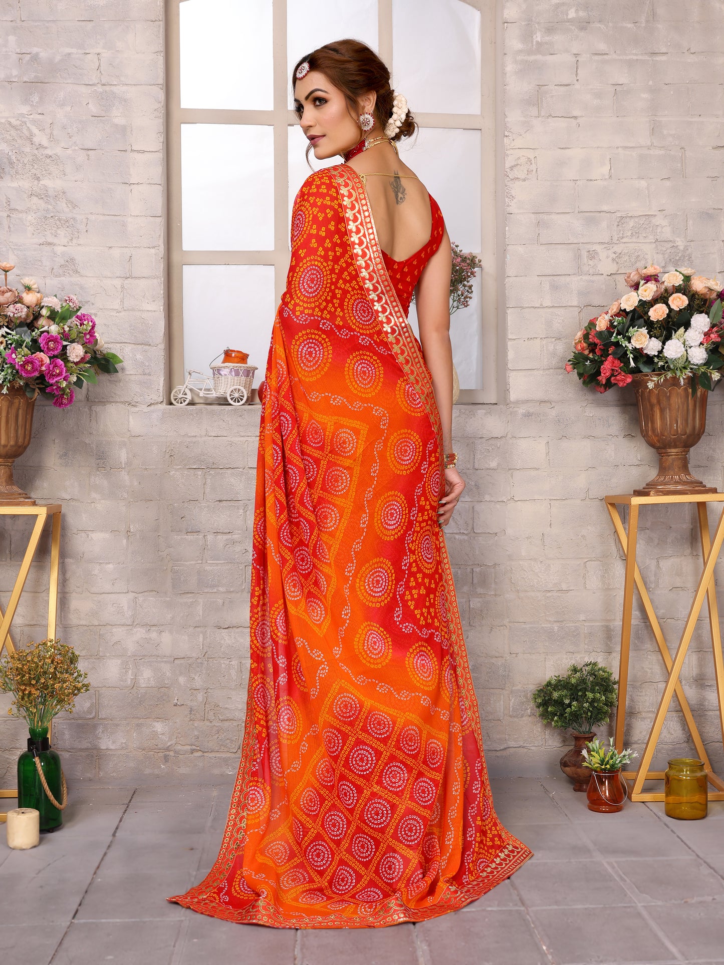 TARSHIKA RED FLORAL GEORGETTE SAREE WITH LACE