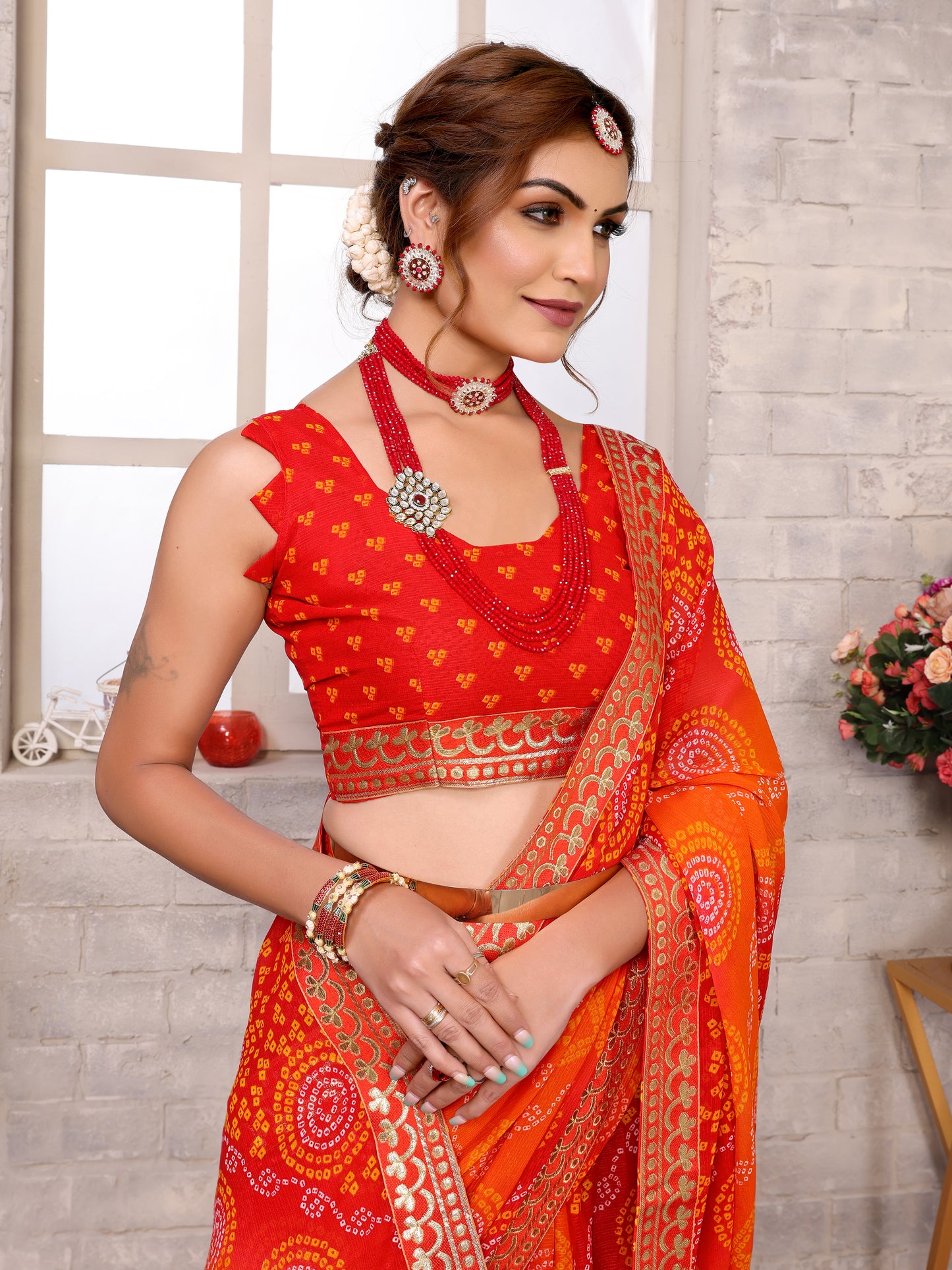 TARSHIKA RED FLORAL GEORGETTE SAREE WITH LACE