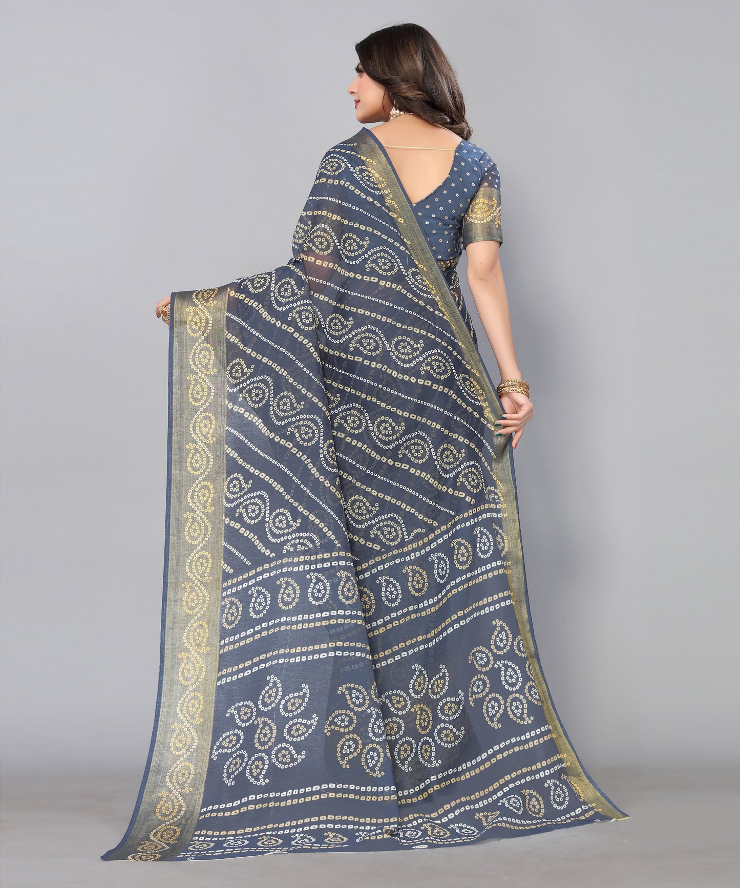 TARSHIKA GREY LINEN JARI FLORAL PRINTED SAREE
