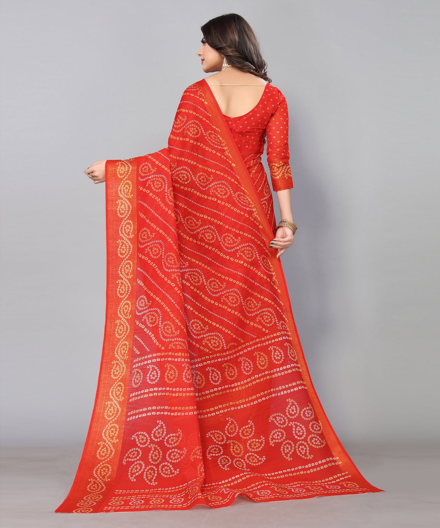 TARSHIKA RED LINEN JARI FLORAL PRINTED SAREE